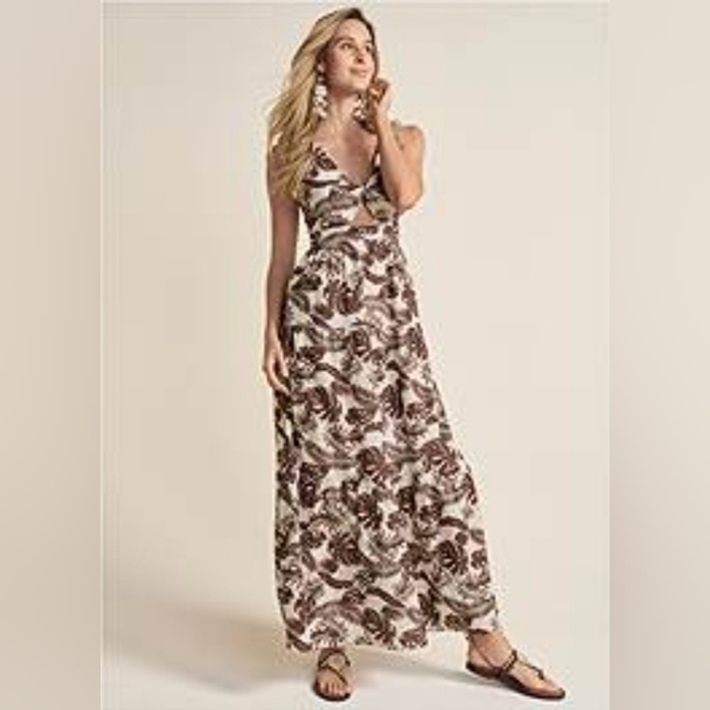 Women's maxi dress size 4